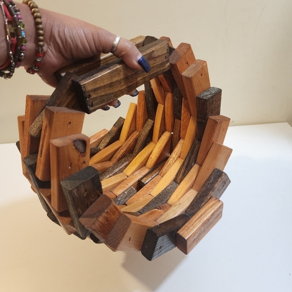 Vintage Wood Block Basket decor - Picture 4 of 11